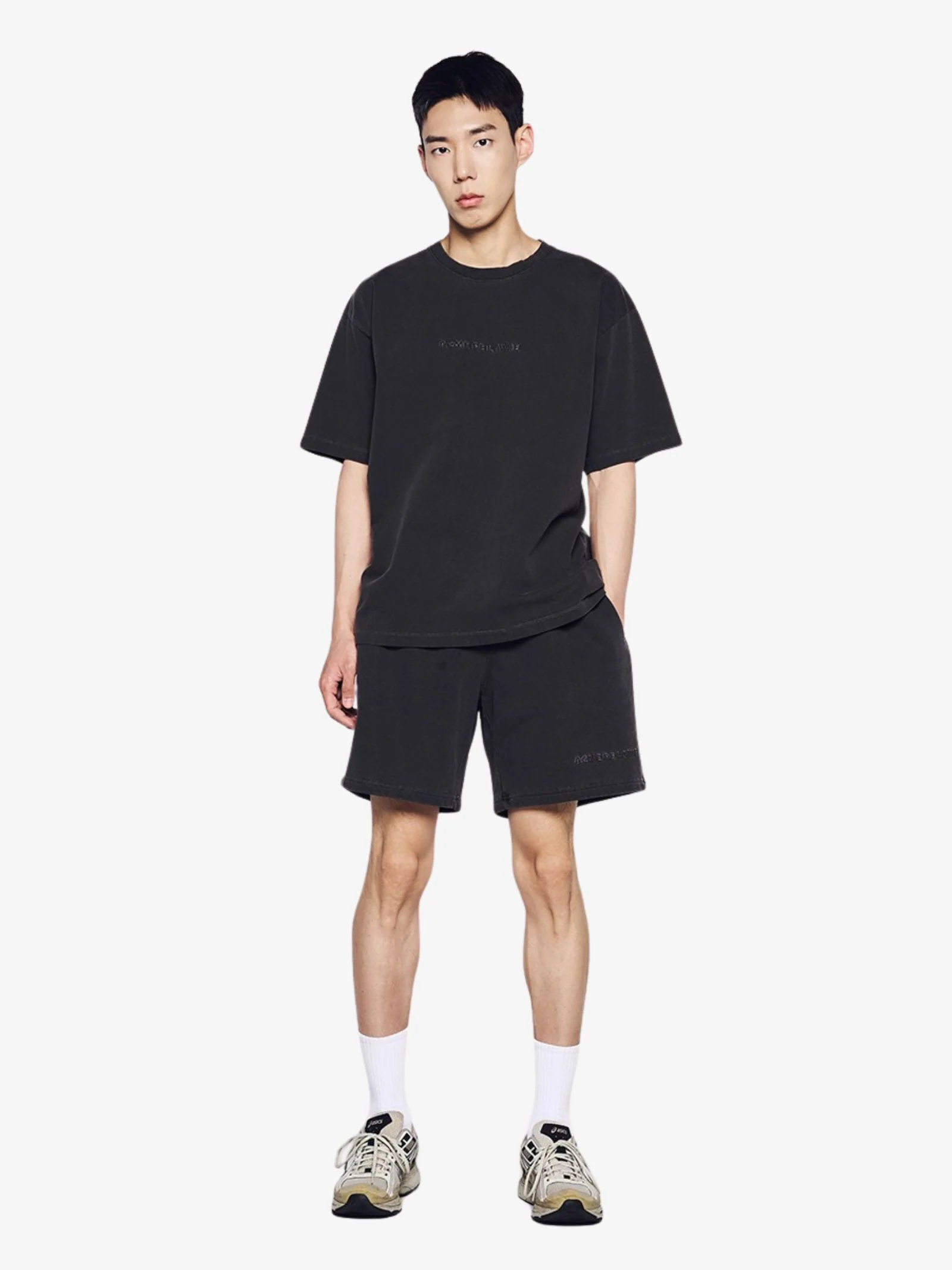 Simple Logo Pigment Short Sleeve T-Shirt