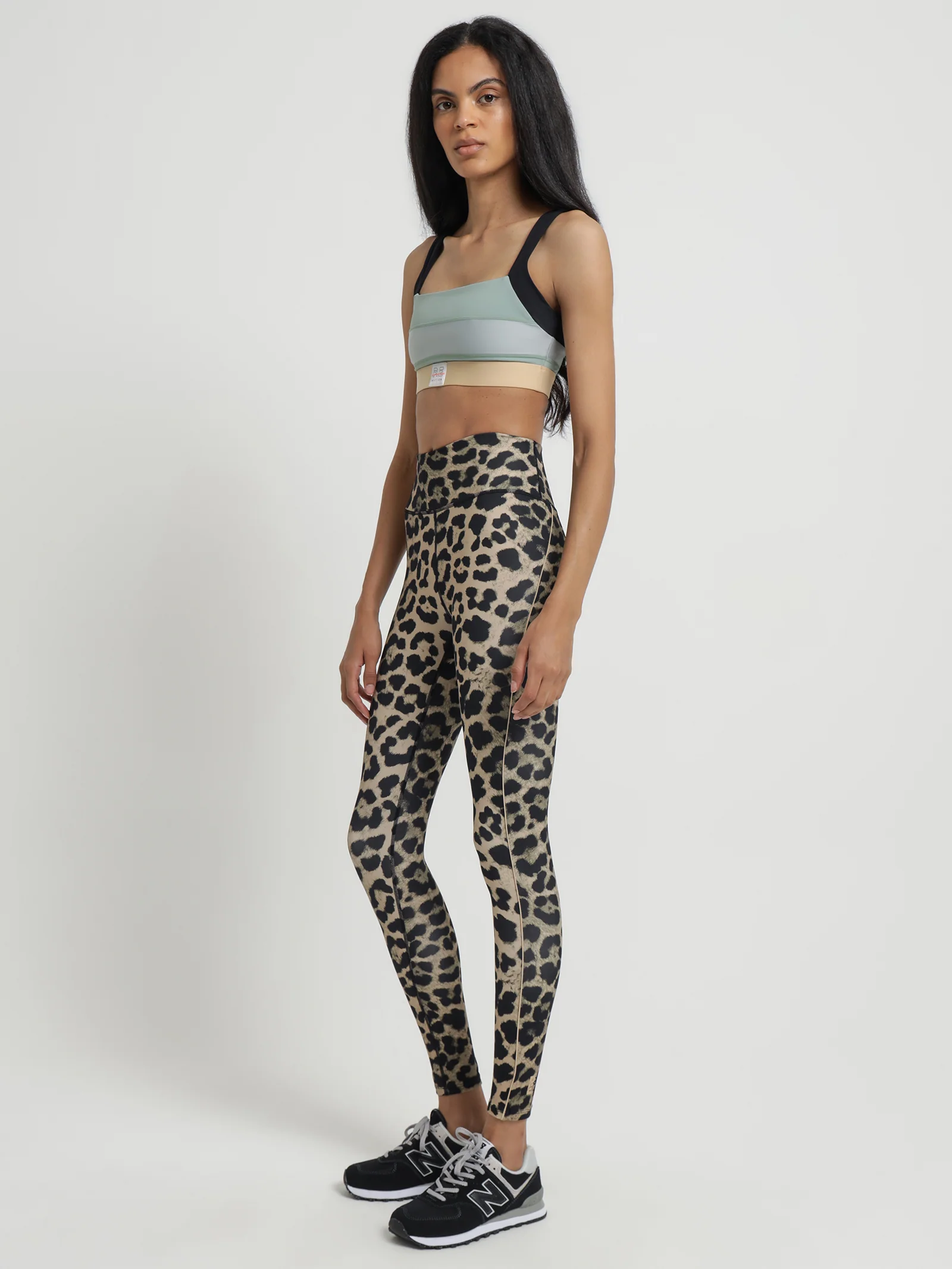Azzura Sports Bra - Image 3