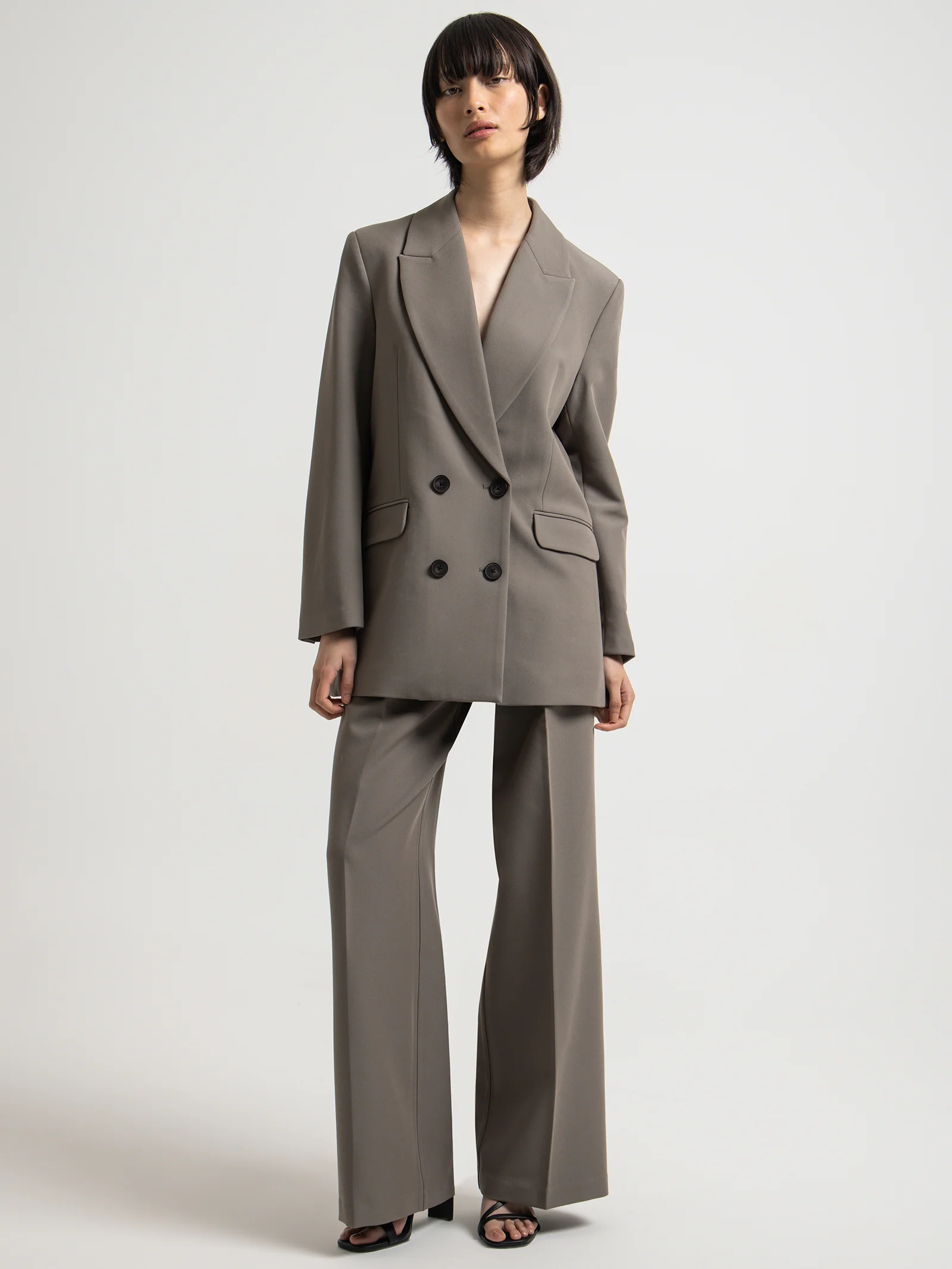 Caspian Oversized Blazer - Image 2