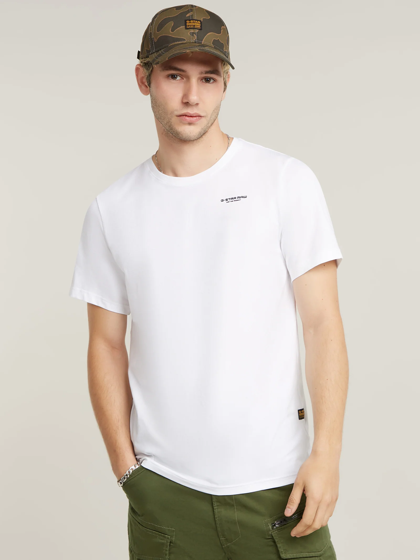 Slim Base R Tee