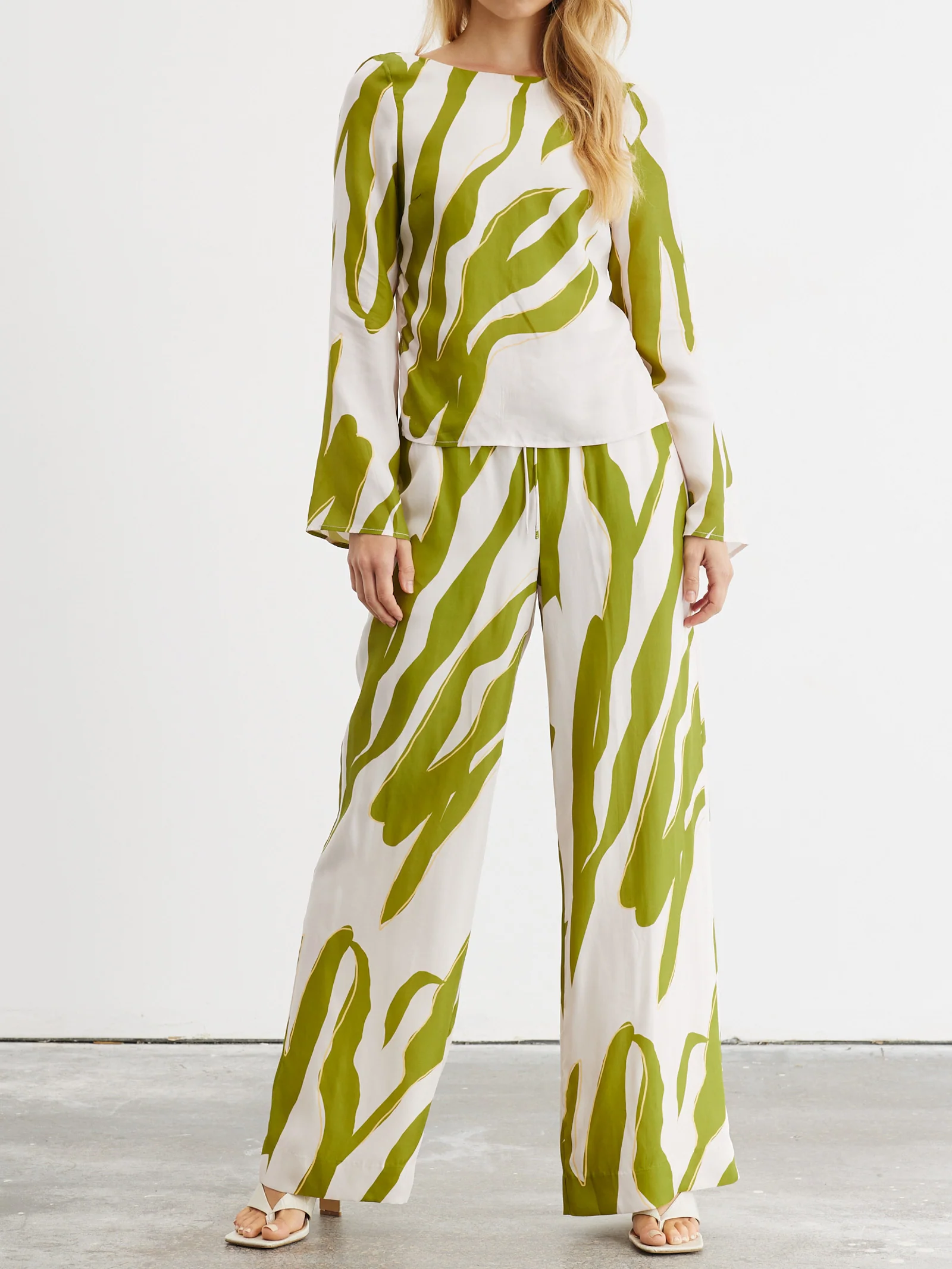 Motion Pants