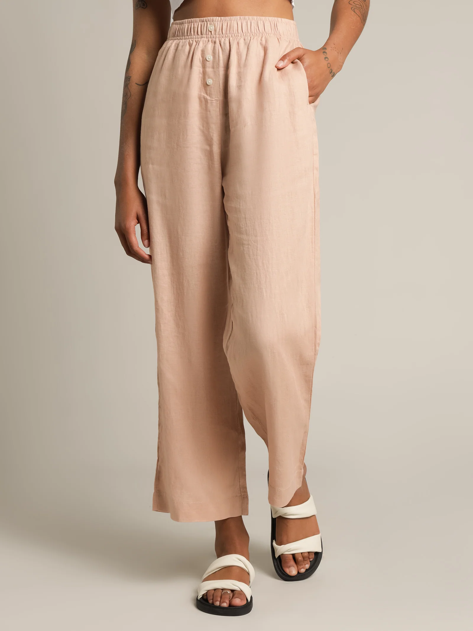 Nude Linen Lounge Crop Pant
