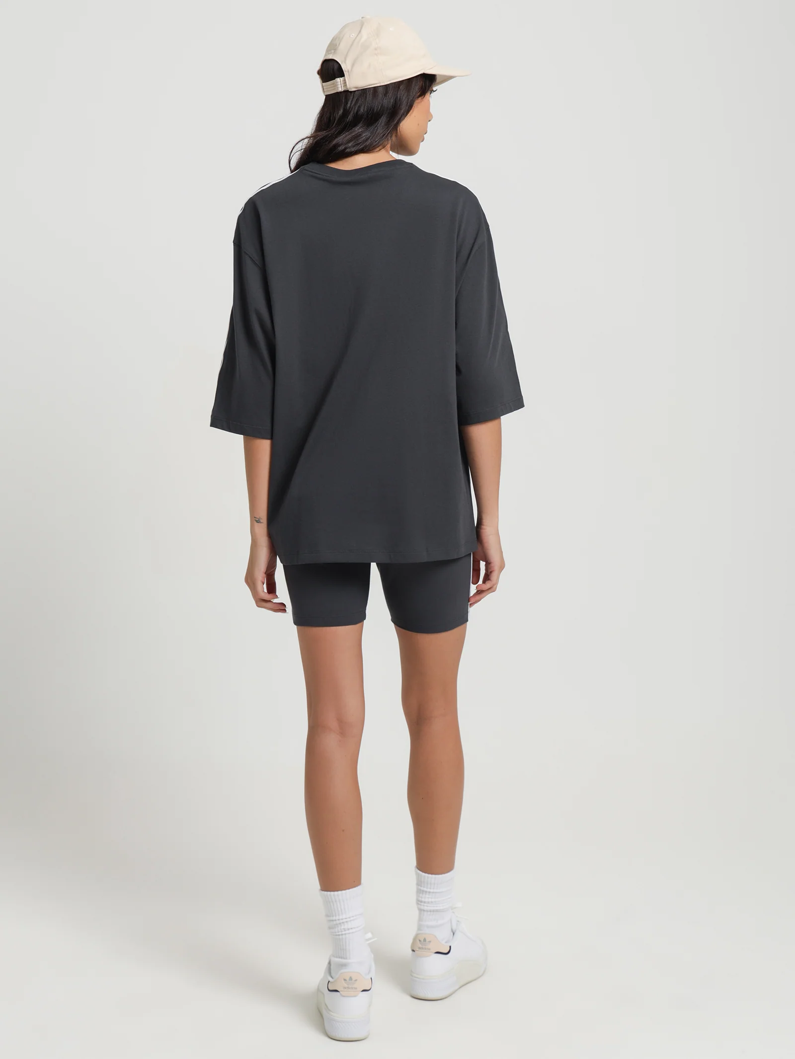 Short Tights - Image 5