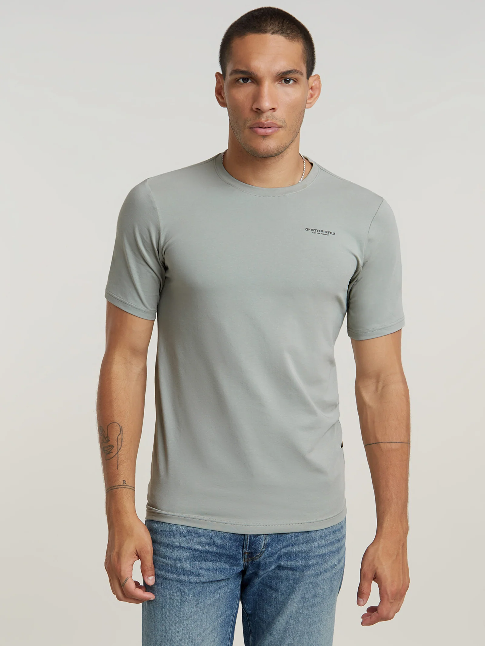 Slim Base R T-shirt