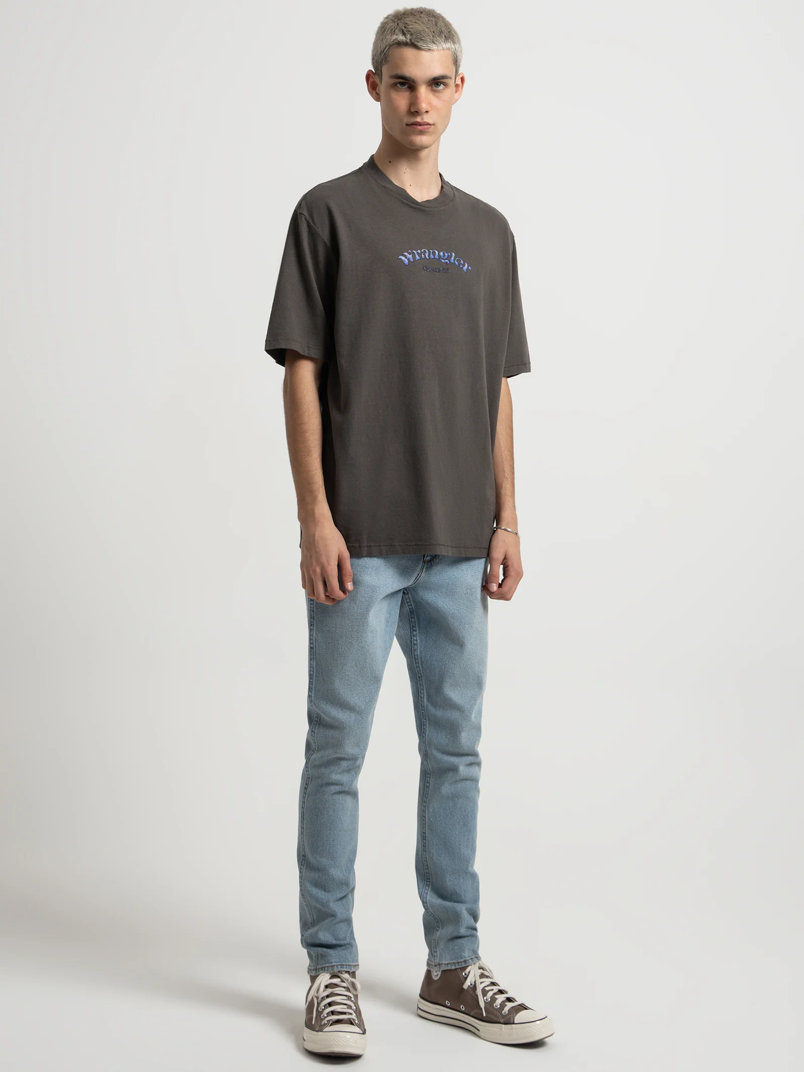Sun Hands Slacker Recycled Cotton T-Shirt - Image 5
