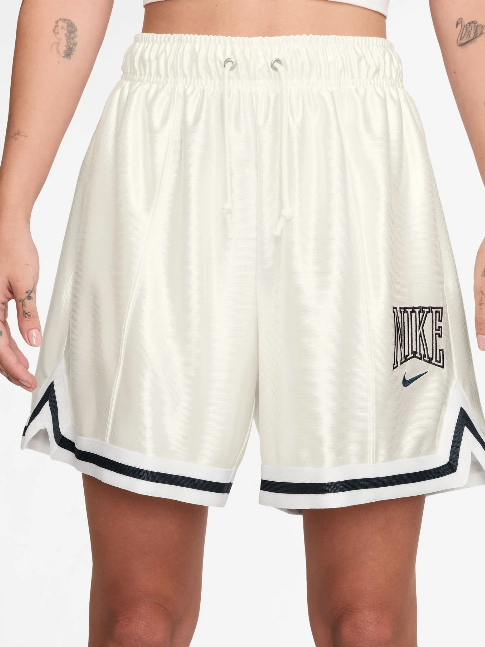 Women's 6" Satin Graphic Shorts